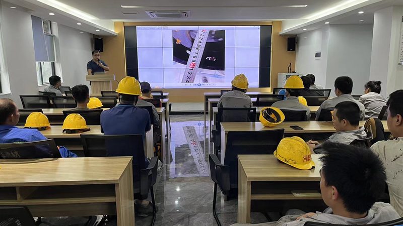 叉车培训报名费：揭秘叉车操作员的入门门槛